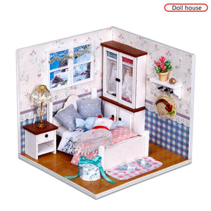 Warm Whispers Doll House DIY 3D Miniatures Furniture Dollhouse Toys Children Assemble Wooden Beach House With Led light For Gift